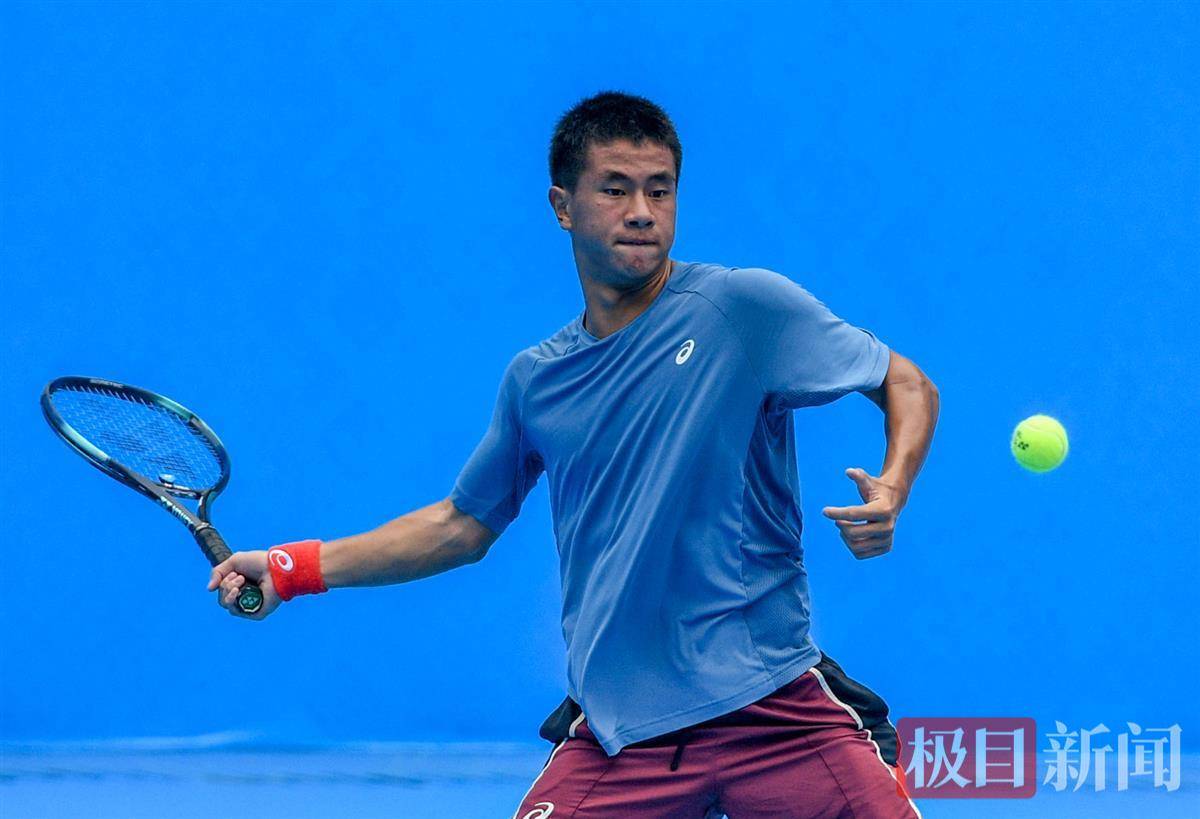 了其防守反 了其防守反