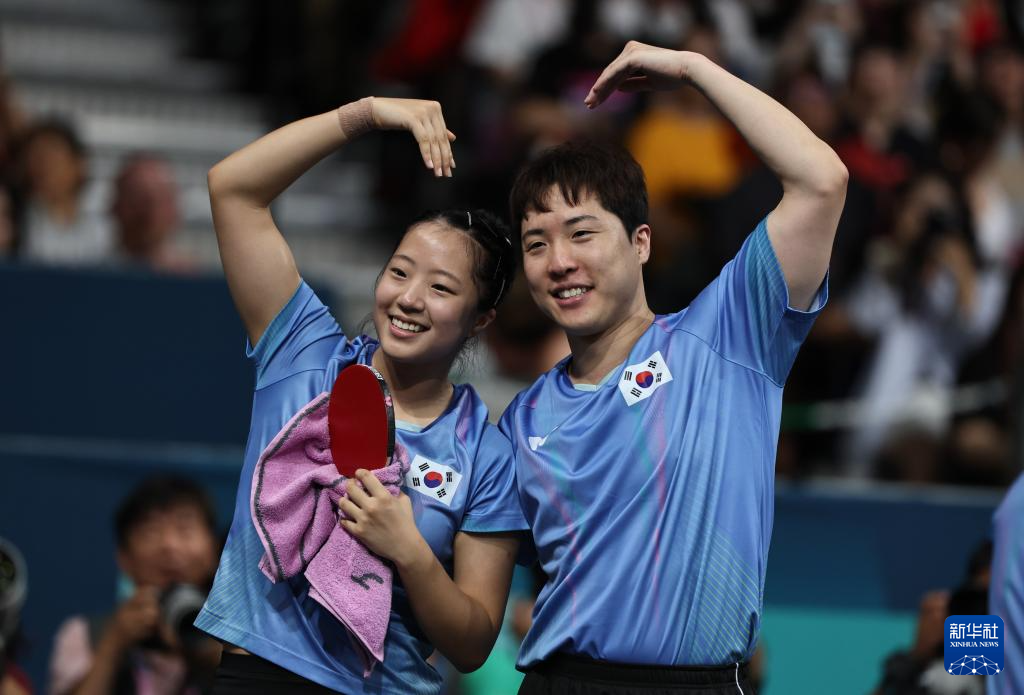 着高昂的士 着高昂的士