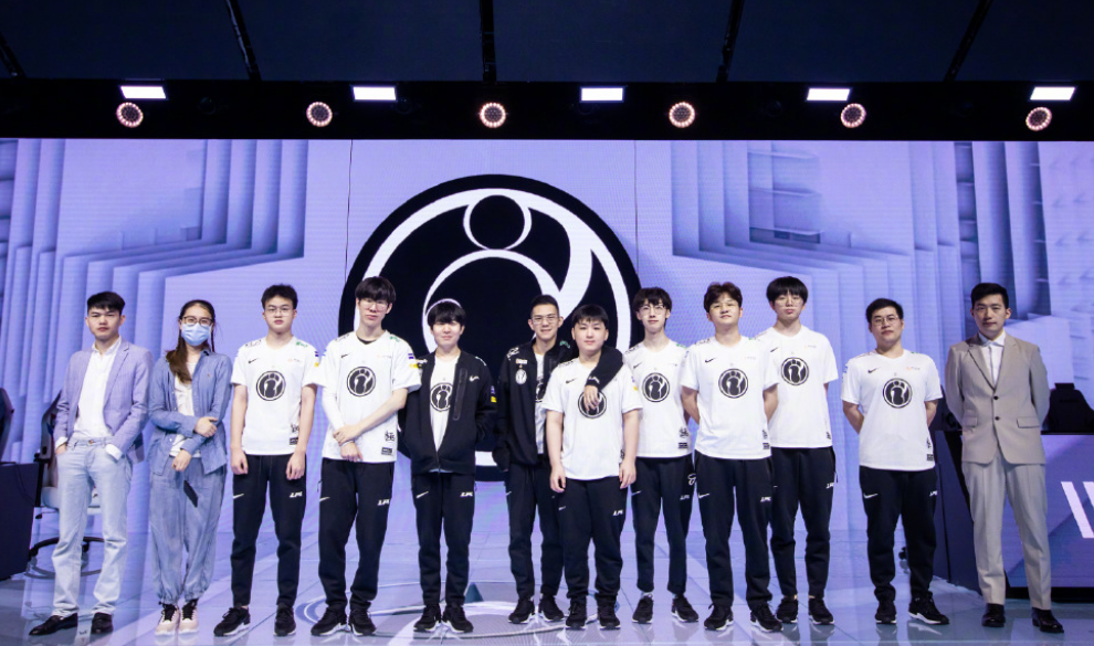 主教练的共 主教练的共