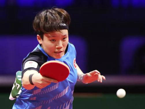 后排插上 后排插上